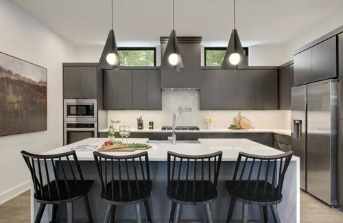 Montopolis Casa | Modern Luxury Ranch | Heated Pool