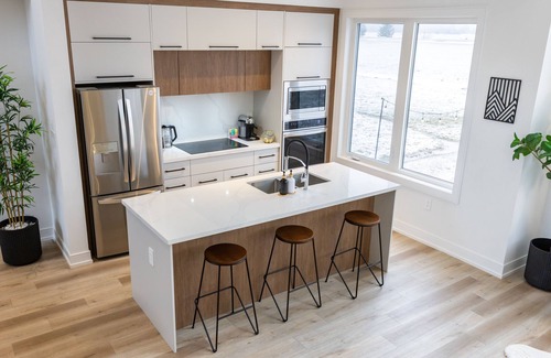 Cumberland Beach Casa | Modern Luxury Retreat with Stunning Views & Open Concept Design