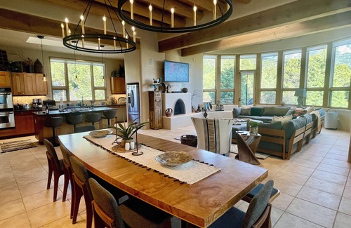 Arroyo Seco Casa | Modern Luxury & Sweeping Views in Arroyo Seco/Taos. Welcome to Walking Rain