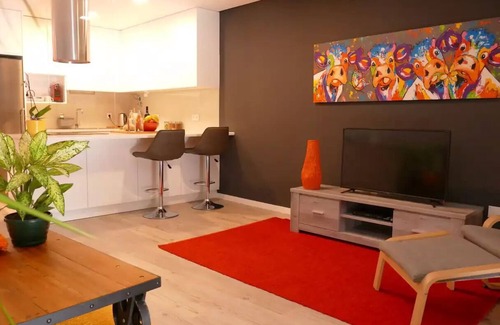 Tomar Casa | Modern Luxury Villa Guesthouse Do Sol