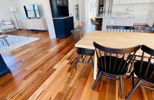 Lagoon Heights Casa | Modern Martha's Vineyard Retreat in Oak Bluffs