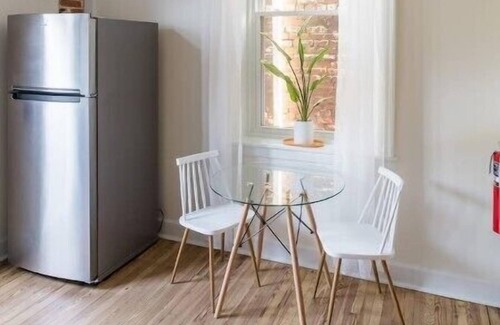 Chambersburg Apartamento | Modern Mian St Lounge - Parking+laundrey+fast Wi-Fi