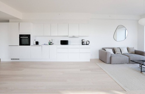 Vesterbro Apartamento | Modern Minimalist Apartment with Panoramic Views