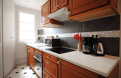 Montmartre Apartamento | Modern Montmartre - A Stylish Home for Couples & Families - Sleeps up to 4