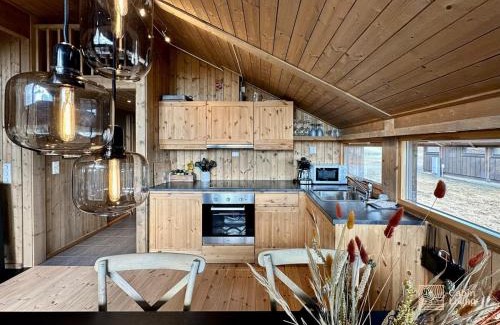 Ringsaker Casa | Modern mountain cabin Ski in-out 2 Bathrooms