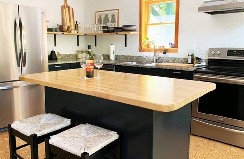 Chichester Casa | Modern Mountain Getaway | The Catskills Cottage