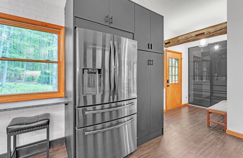 Old Timberline Casa | Modern Mountain Retreat Near Dolly Sods & Skiing 3 Bedroom Home