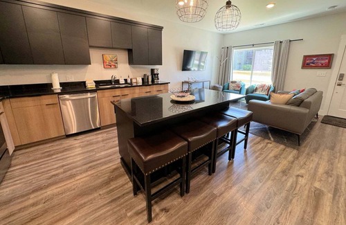 Driggs Casa | Modern Mountain Townhome with A/C near Targhee, Yellowstone, Grand Teton