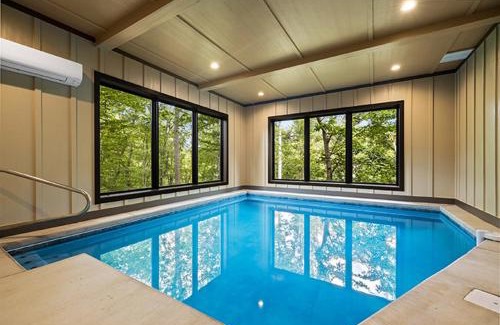 Sevierville Casa | Modern Mountain Tranquility by Venture Smoky Mountains