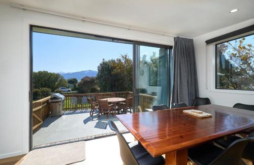 Kaikoura Casa | Modern Mountain Views Sunny
