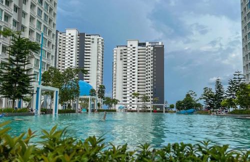 Seri Tanjung Pinang Apartamento | Modern Muji 3 Bedder Retreat with Netflix & Fast WiFi