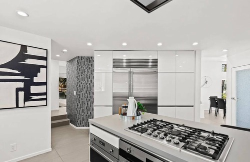 South Arroyo Casa | Modern Multi-Level Pool Home!