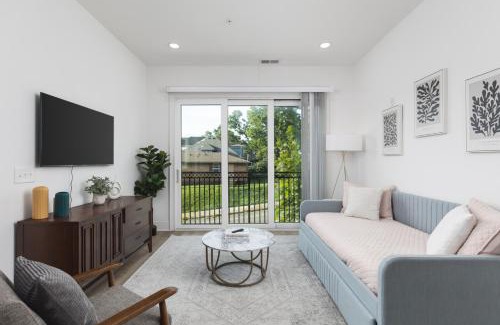 Cleveland Park Apartamento | Modern Nashville Condo 5 Beds -3 Miles to Downtown