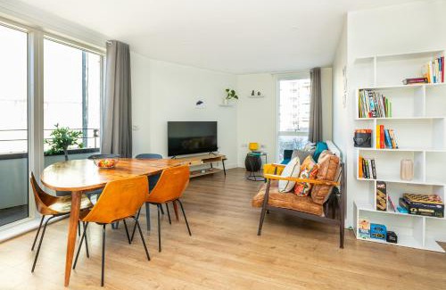 Coldharbour Apartamento | Modern New 2BR flat wBalcony in peaceful Brixton