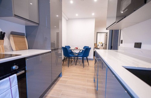 West Finchley Apartamento | Modern New 2BR/2BA in Finchley