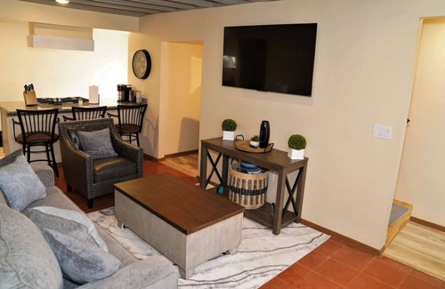 Las Cruces Casa | Modern New Mexico Loft in the heart of Las Cruces.
