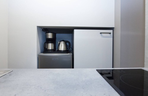 Ampelokipoi Apartamento | Modern Newly Built Studio near Hilton