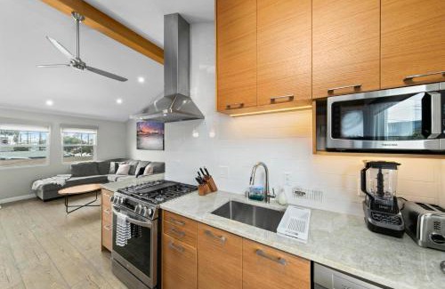 Ocean Beach Apartamento | Modern Newly Renovated 2BR Apt in Heart of Ocean Beach