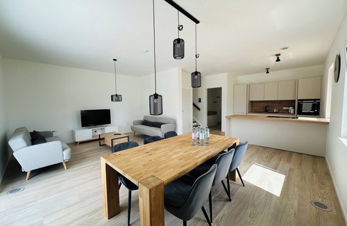 Neuenhagen bei Berlin Casa | Modern oasis of peace on the outskirts of Berlin with terrace and garden