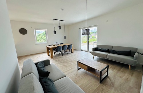 Neuenhagen bei Berlin Casa | Modern oasis of peace on the outskirts of Berlin with terrace and garden