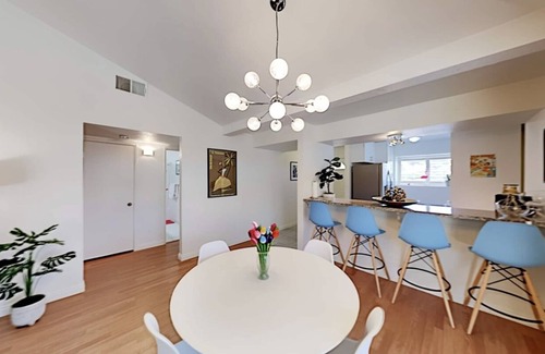 Racquet Club Estates Casa | Modern Oasis I Stunning Mountain-View Pool/Hot Tub