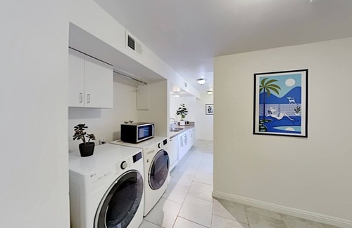 Racquet Club Estates Casa | Modern Oasis I Stunning Mountain-View Pool/Hot Tub