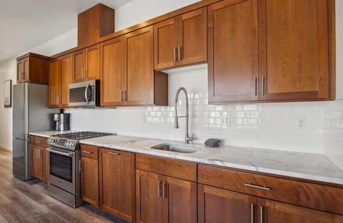 Buckman Neighborhood Apartamento | Modern Oasis in Heart of Central Eastside
