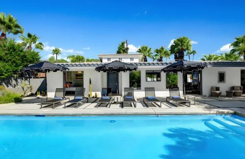Tahquitz River Estates Casa | Modern Oasis w Pool Patio Lounge Mountain Views Palo Verde by AvantStay