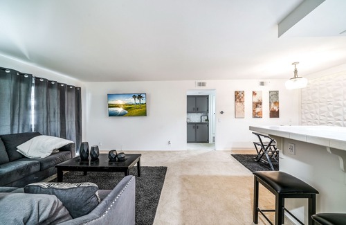Laguna Niguel Condominio | Modern OC Condo | Mins to Laguna Beach | Pool-Spa