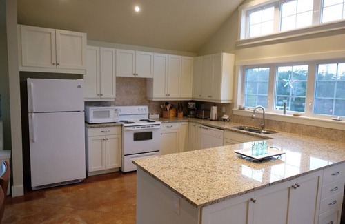 Upper Blandford Casa | Modernas vacaciones con vista al mar viviendo en Deep Cove