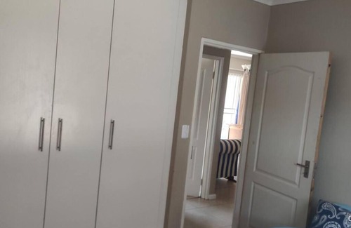 Krugersdorp Apartamento | Modern open-plan Apartment