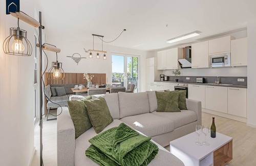 Koelpinsee Apartamento | Modern Baltic Sea nest in Loddin - your perfect vacation spot for the whole family