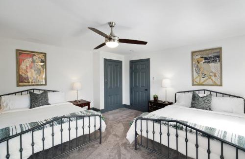 Roxborough-Manayunk Apartamento | Modern Parisian Apartment in the Heart of Manayunk
