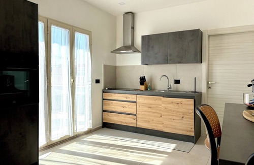 Pozzuoli Apartamento | Modern Penthouse with Stunning Ocean View of Capri and the Gulf