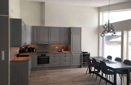 Vestvagøy Condominio | Modern penthouse with fantastic views!