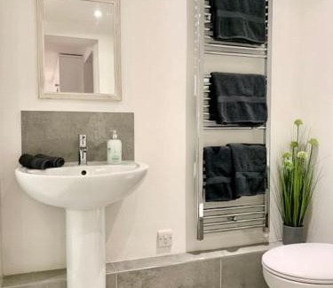 Reading Apartamento | Modern, period property with Parking - Located near Uni, Hospital & Town Centre