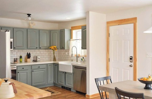 Cornwallville Casa | Modern, Pet-Friendly, Hot Tub and Fire Pit!