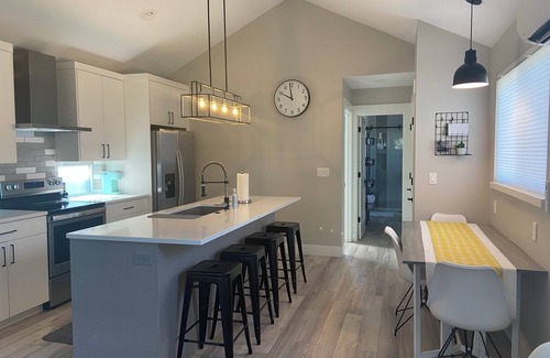 Orchard District Casa | Modern, pet-friendly stay centrally located, minutes to everything in Bend!