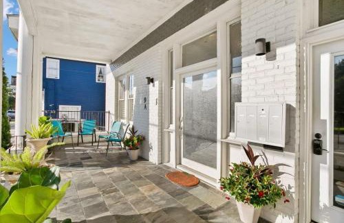 Saint Thomas Development Apartamento | Modern pristine stunning 2BD Garden District Apt