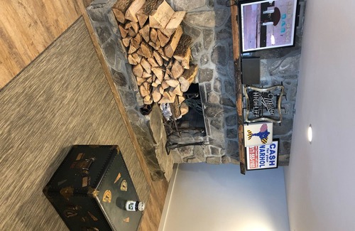Lagrangeville Casa | Modern & Private A-Frame Hudson Valley 3 Bedroom & 2 Bathroom w/ Swimming Pond