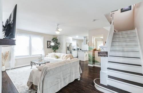 Ventnor City Casa | MODERN REHAB By the Bay Short walk 2 THE BEACH