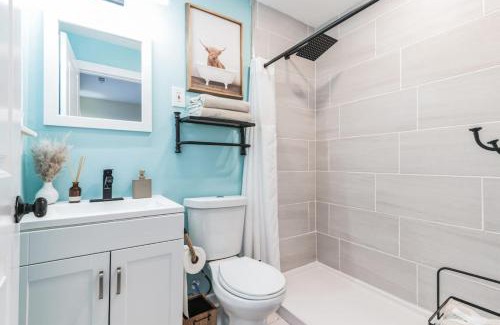 Ventnor City Casa | MODERN REHAB By the Bay Short walk 2 THE BEACH