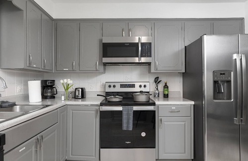 Hidden Valley Casa | MODERN REMODEL short drive to Queen City's best!