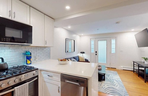 North Cambridge Apartamento | Modern Renovated 1BR w/ Pvt Entrance – Prime Loc