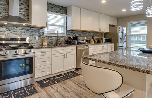 Near Northside Casa | Modern Residential Home < 3 Mi to Downtown Indy!