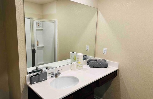 East Point Casa | Modern Retreat near Hartsfield-Jackson Airport