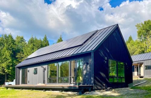 Waterbury Center Casa | Modern Retreat with Sauna between Stowe and Waterbury