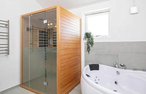 Grønhøj Casa | Modern Retreat with Spa - By Traum Ferienwohnungen