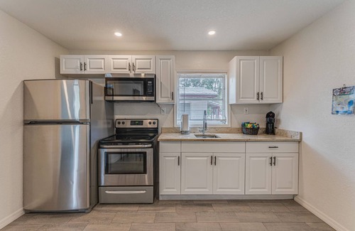 Chassahowitzka Cabina | Modern river cabin 6