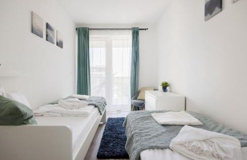 Obuda Apartamento | Modern Riverfront Apartment with Free Parking